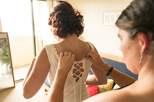 Tally & Jer - Bride Prep (23 of 29)